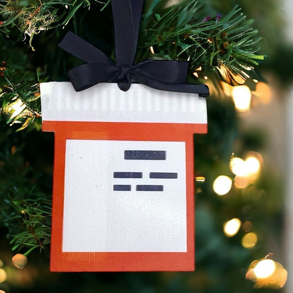 Handmade 2024 Prescription Bottle Ornament - Personalized Pharmacist Fun Gift! - Picture 8 of 9